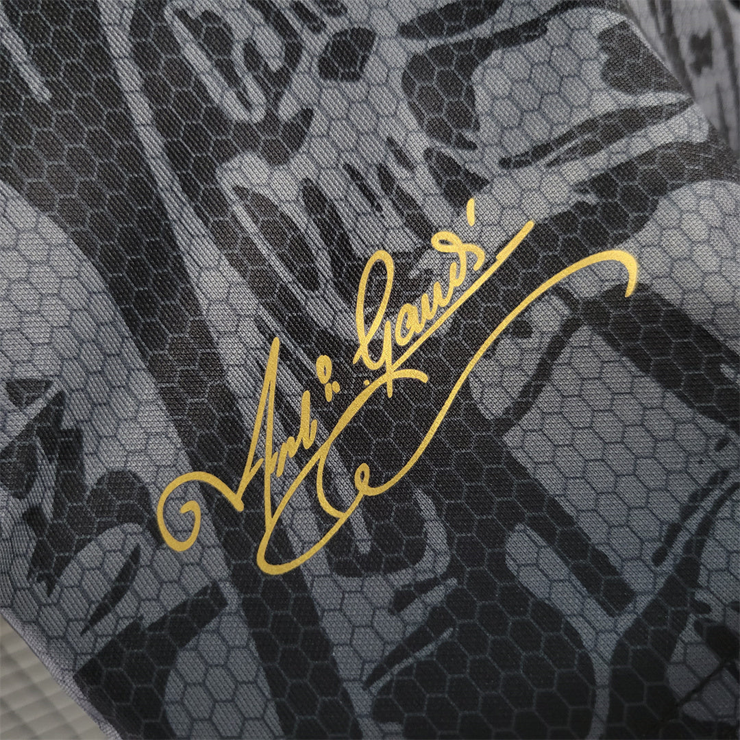 Barcelona Edición Black & Gold