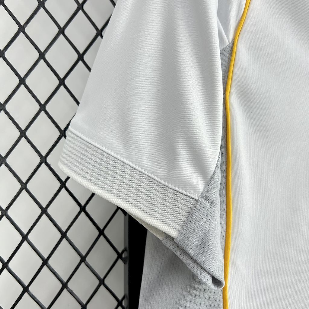 Real Madrid 25/26 Primera Equipación